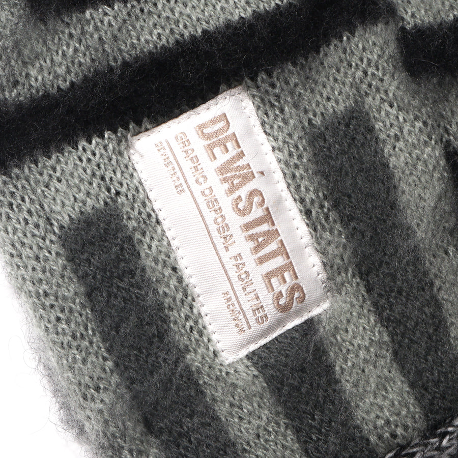 Devá States Knitted Scarf