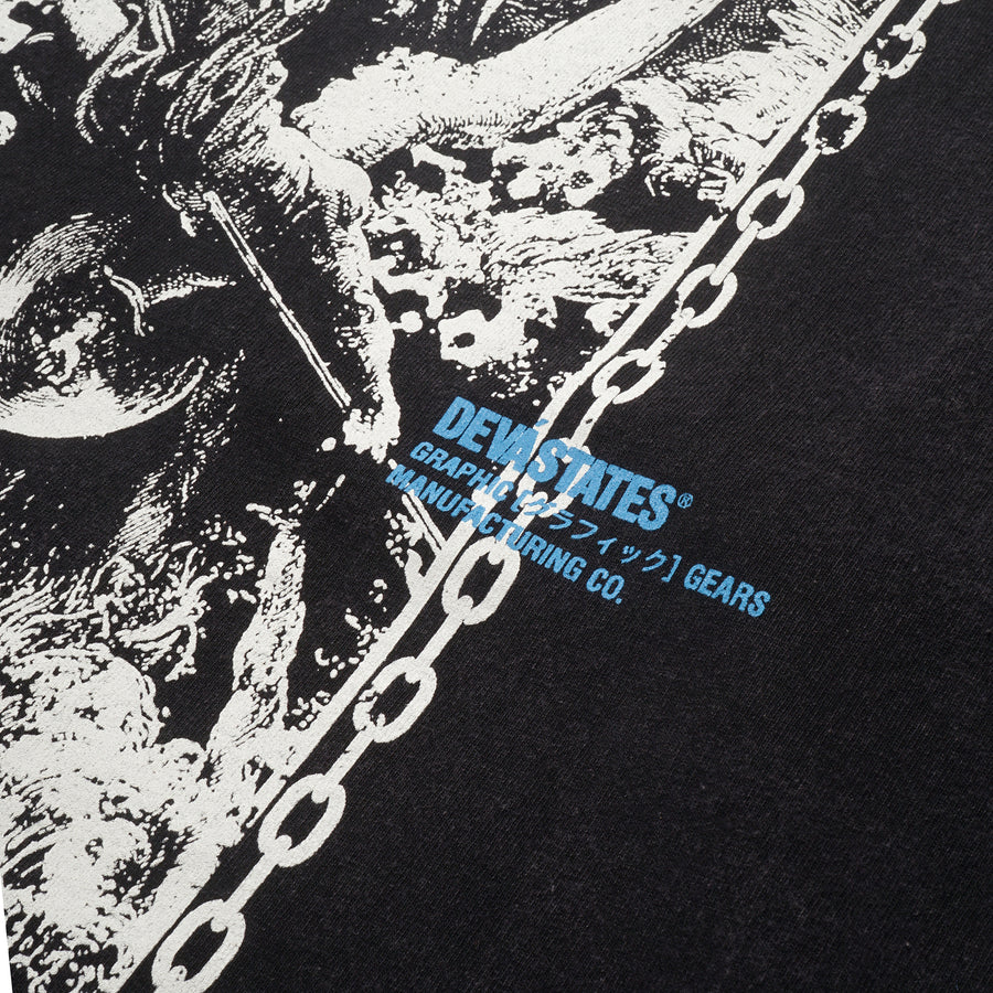 Devá States Guerre Gfx Long Sleeve Tee